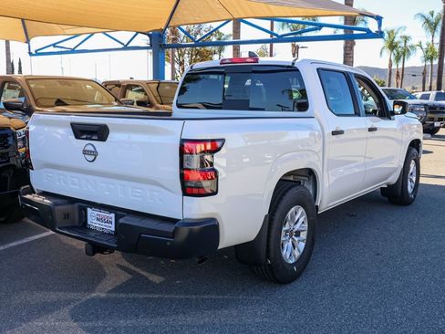 New 2026 Nissan Frontier S image 4