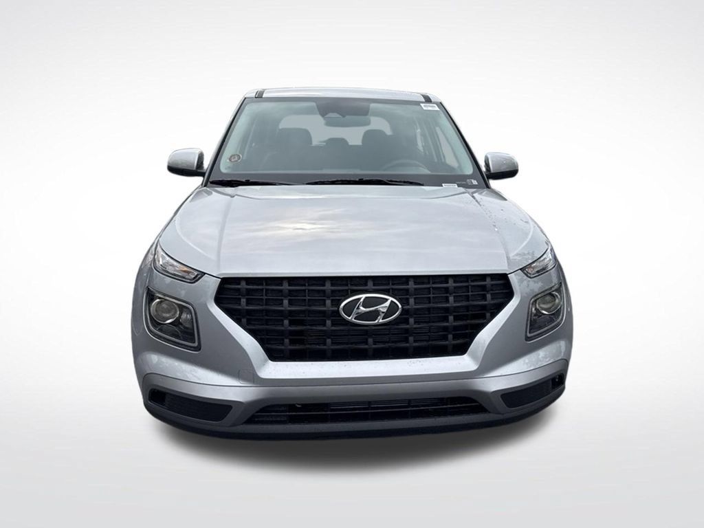 New 2026 Hyundai Venue SE FWD image 2