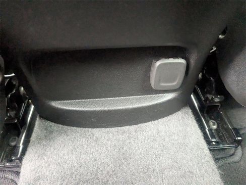 Used 2024 Chevrolet Malibu LT image 14