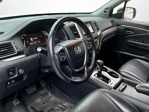 Used 2017 Honda Ridgeline RTL image 17