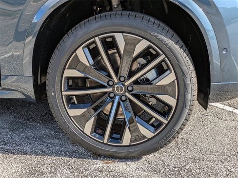 New 2026 Volvo XC90 B6 Ultra w/ Protection Package image 21