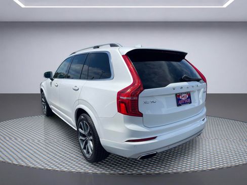 Used 2019 Volvo XC90 T6 Momentum AWD/4WD image 4