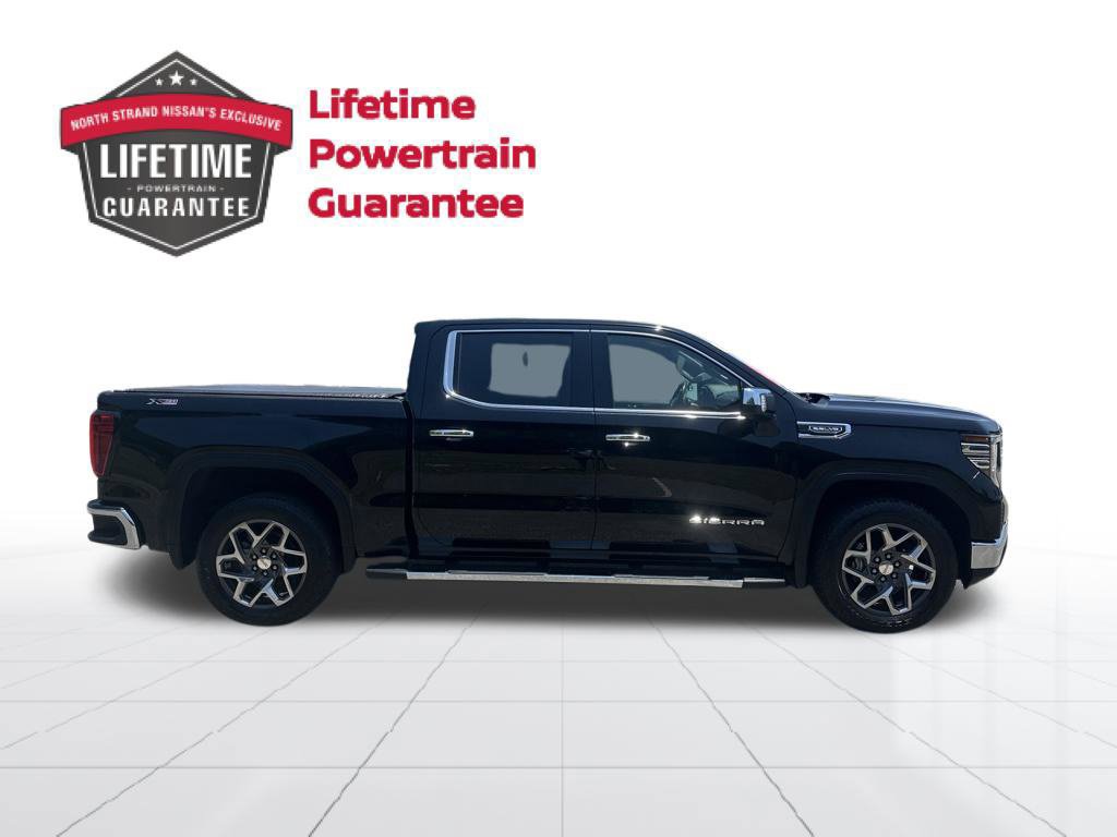 Used 2022 GMC Sierra 1500 SLT AWD/4WD image 10