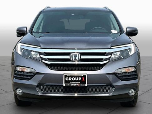 Used 2017 Honda Pilot Touring image 3