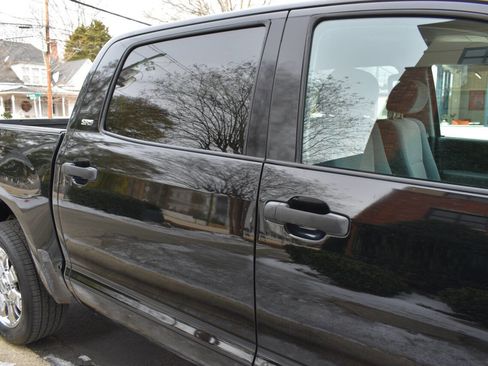 Used 2010 Toyota Tundra Grade 4x2 4dr CrewMax Cab Pick image 35