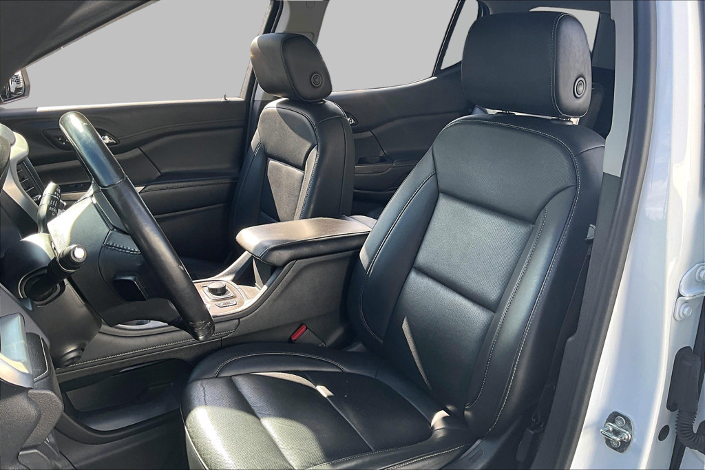 Used 2022 GMC Acadia SLT w/ Technology Package FWD image 20