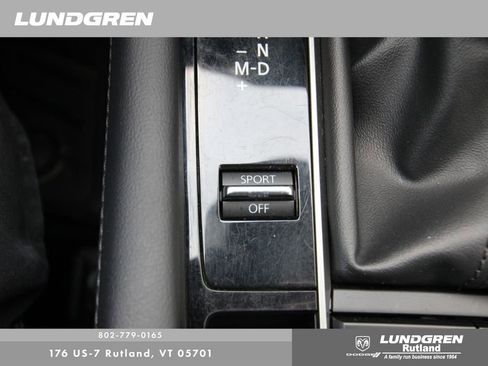 Used 2024 MAZDA MAZDA3 s image 21