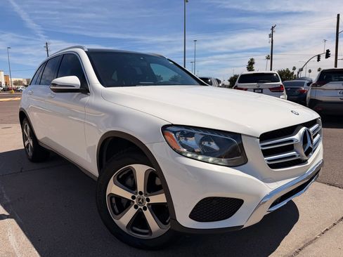 Used 2017 Mercedes-Benz GLC 300 image 3