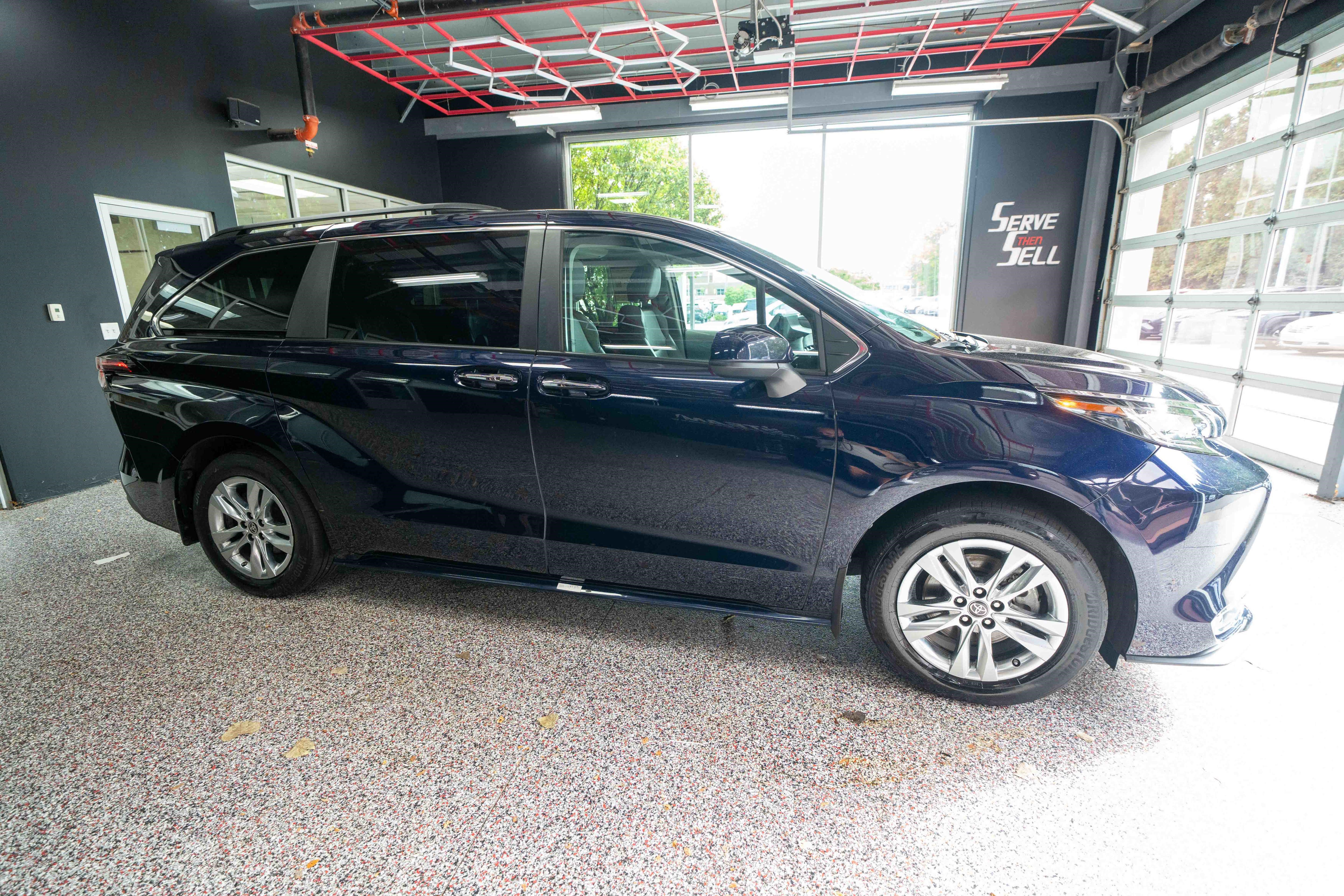 Certified 2023 Toyota Sienna XLE w/ XLE Plus Package AWD/4WD image 6