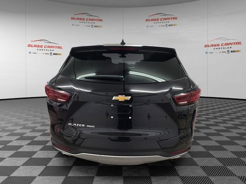 Used 2025 Chevrolet Blazer LT AWD/4WD image 6