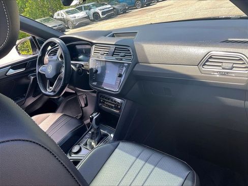 Used 2024 Volkswagen Tiguan SE R-Line AWD/4WD image 13