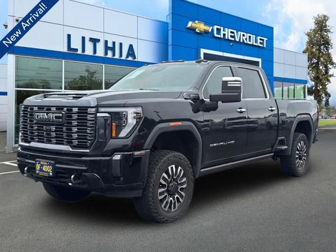 Used 2024 GMC Sierra 3500 Denali Ultimate AWD/4WD image 1
