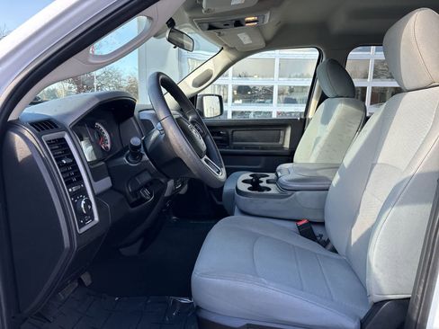 Certified 2019 RAM 1500 Express image 9