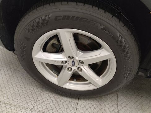 Used 2016 Ford Explorer XLT image 31