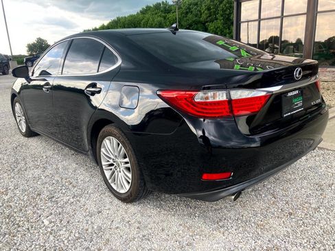 Used 2014 Lexus ES 350 w/ Luxury Package FWD image 8