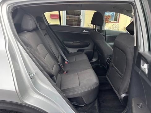 Used 2017 Kia Sportage LX AWD/4WD image 18
