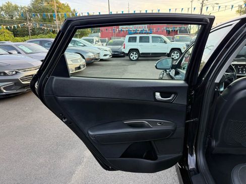 Used 2019 Kia Optima S w/ S Panoramic Sunroof Package image 40