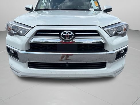 Used 2024 Toyota 4Runner Limited AWD/4WD image 4