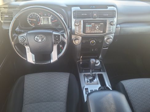 Used 2015 Toyota 4Runner SR5 image 20