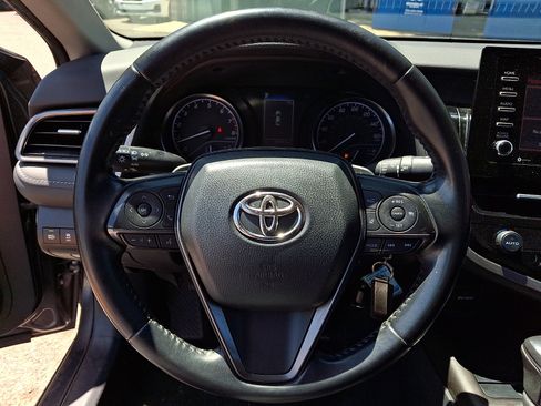 Used 2021 Toyota Camry SE FWD image 14
