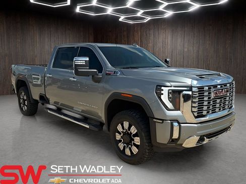 Used 2024 GMC Sierra 2500 Denali w/ Denali Reserve Package AWD/4WD image 1