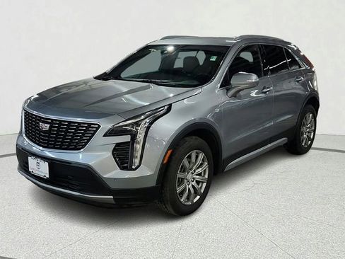 Used 2023 Cadillac XT4 Premium Luxury image 6
