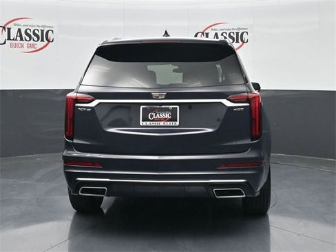 Used 2025 Cadillac XT6 Premium Luxury image 8