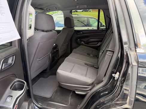 Used 2018 GMC Yukon SLE w/ SLE Value Package AWD/4WD image 12
