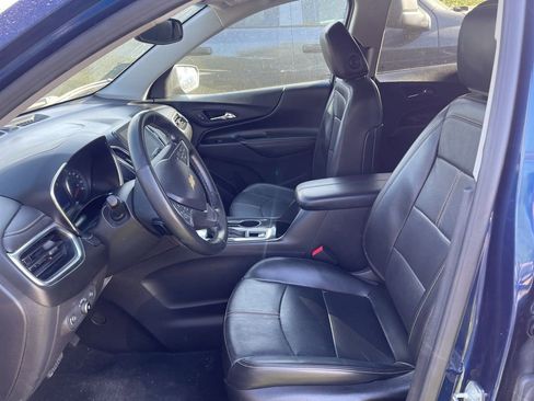 Used 2023 Chevrolet Equinox Premier image 7