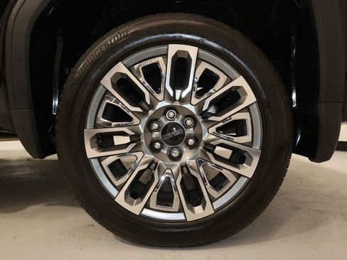 Used 2025 GMC Sierra 1500 Denali Ultimate image 37