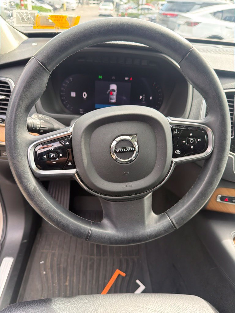 Certified 2023 Volvo XC90 B6 Plus w/ Protection Package Premier AWD/4WD image 14