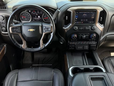 Used 2019 Chevrolet Silverado 1500 High Country w/ Technology Package AWD/4WD image 23