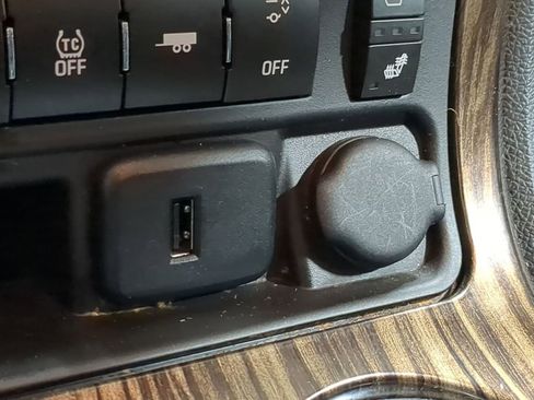 Used 2015 GMC Acadia Denali image 47