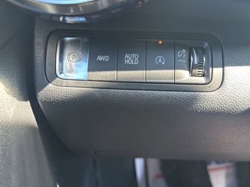 New 2026 Chevrolet Equinox LT AWD/4WD image 13