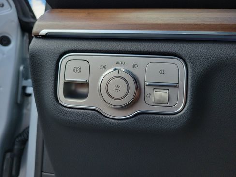 New 2026 Mercedes-Benz GLE 580 4MATIC image 24