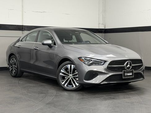 Certified 2025 Mercedes-Benz CLA 250 4MATIC image 2