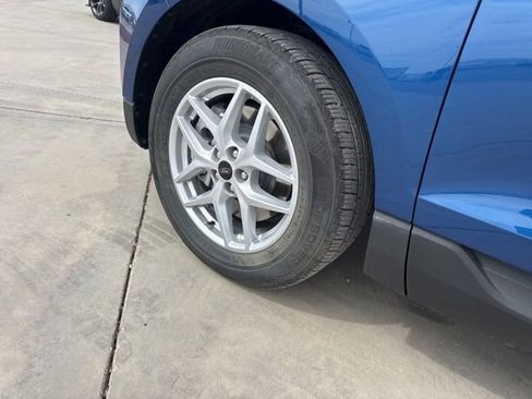 Used 2024 Ford Edge SEL AWD/4WD image 8