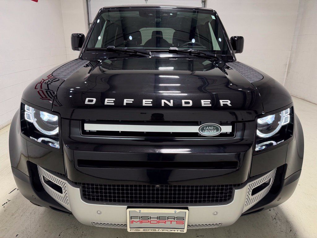 Used 2024 Land Rover Defender 130 S AWD/4WD image 4