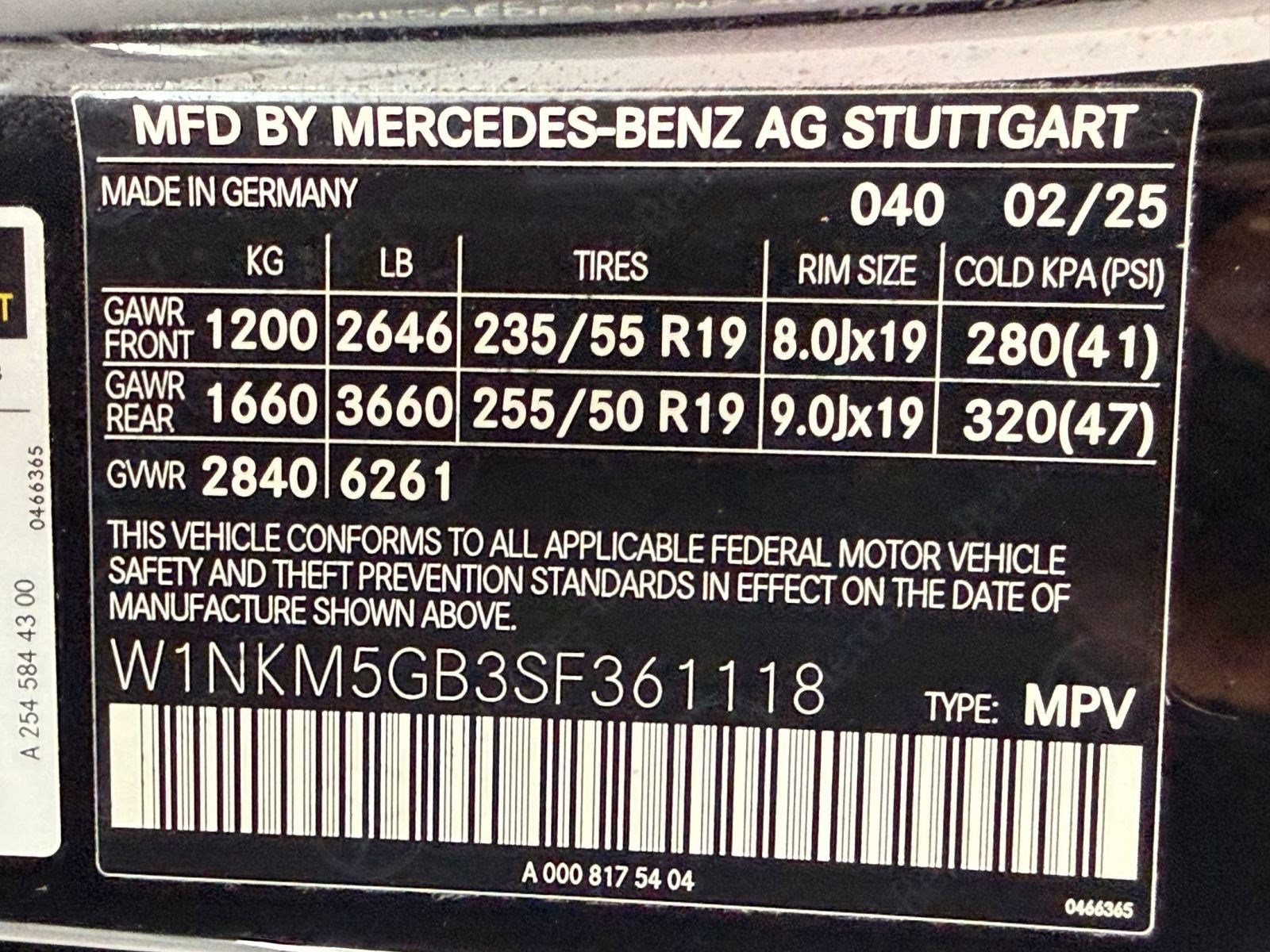 Used 2025 Mercedes-Benz GLC 350e 4MATIC image 23