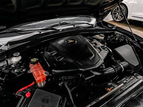 Used 2018 Chevrolet Camaro LT RWD image 43