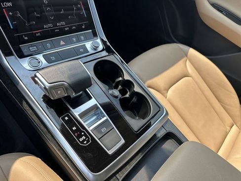 Used 2022 Audi Q7 2.0T Premium AWD/4WD image 36