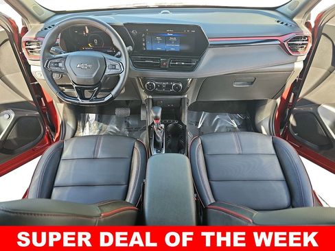 Used 2025 Chevrolet TrailBlazer RS w/ Convenience Package image 9