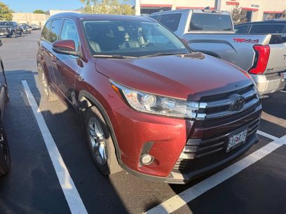 Used 2017 Toyota Highlander Limited