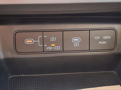 New 2026 Hyundai Tucson SE image 12