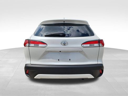Used 2022 Toyota Corolla Cross LE FWD image 8
