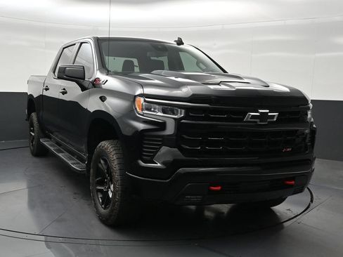 Used 2024 Chevrolet Silverado 1500 LT Trail Boss AWD/4WD image 8