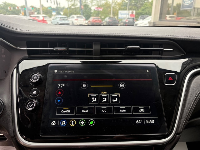 Used 2023 Chevrolet Bolt EUV LT FWD image 31