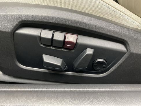 Certified 2025 MINI Cooper S image 18