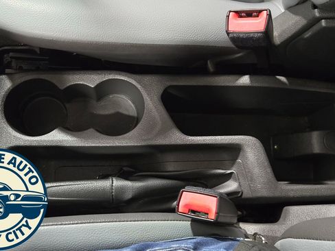 Used 2016 Ford Transit Connect XL image 19