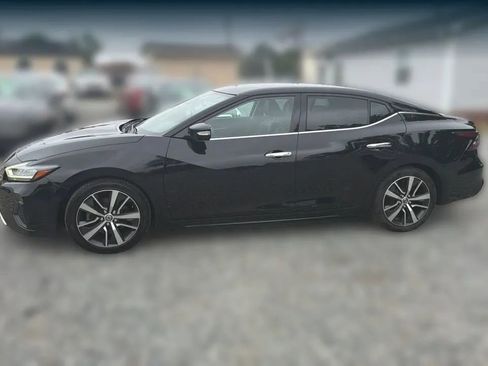 Used 2020 Nissan Maxima 3.5 SV w/ Floor Mat Group FWD image 3